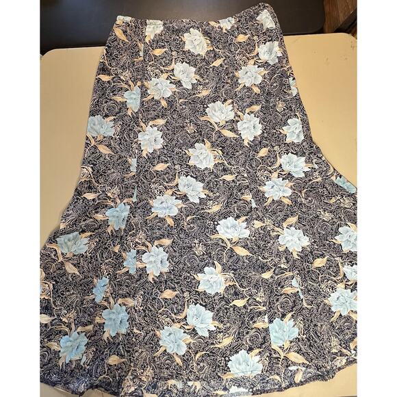Kathie Lee Woman Skirt Elastic Waist Women’s 16W Blue With Floral Design - Picture 4 of 8